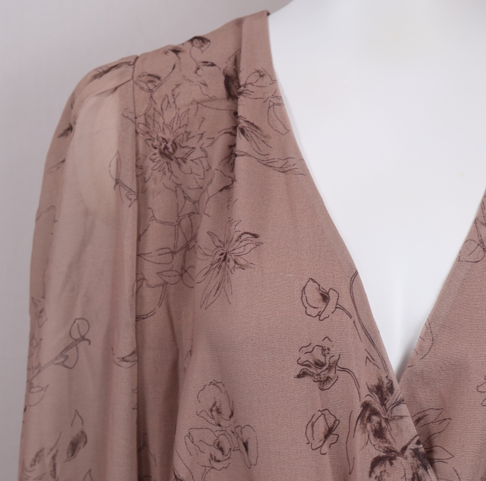 Elie Tahari Dusty Rose Floral Blouse - Picture 3 of 12